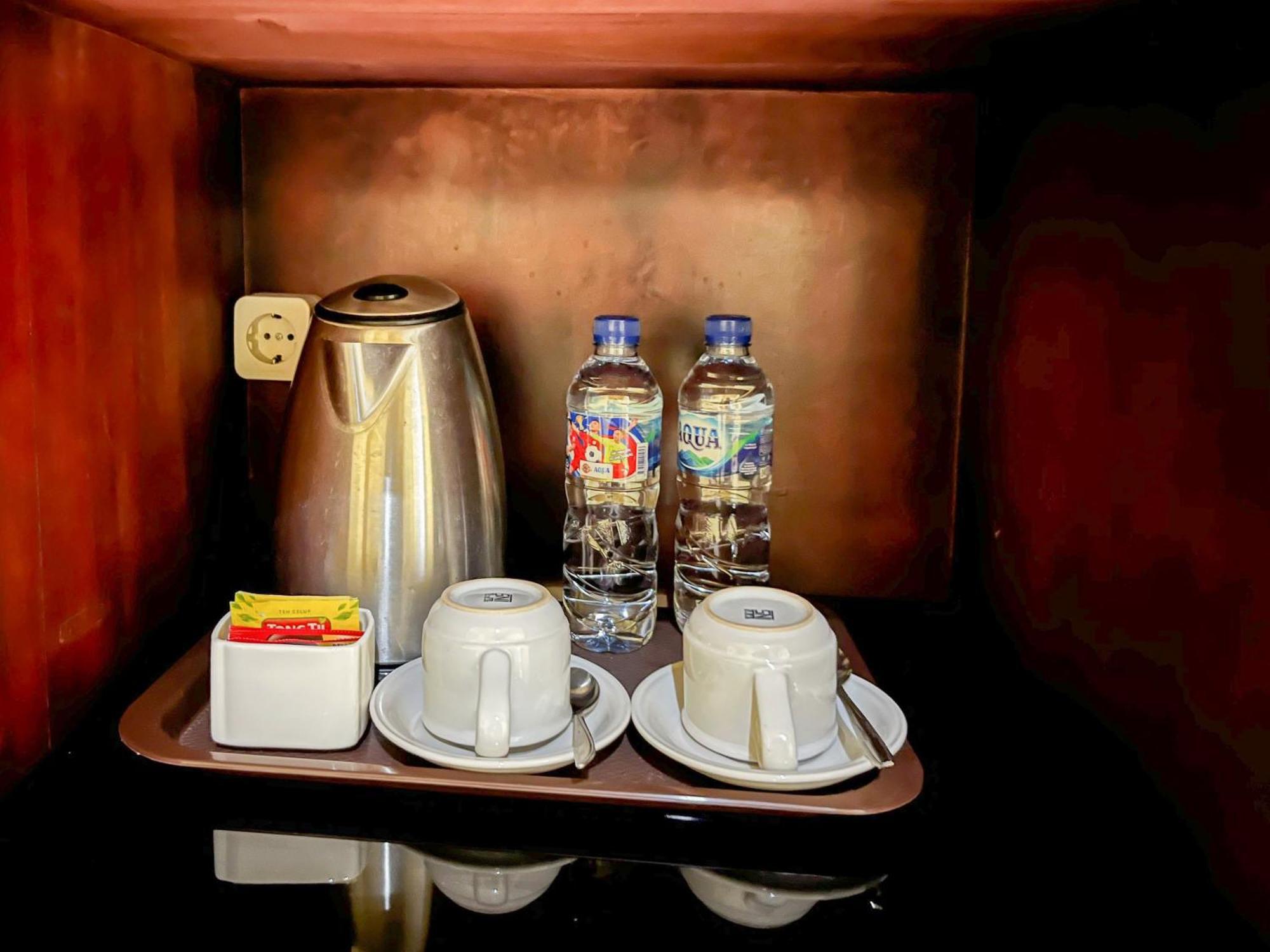 Kartika Hotel Syariah Pacitan Mitra Reddoorz Экстерьер фото
